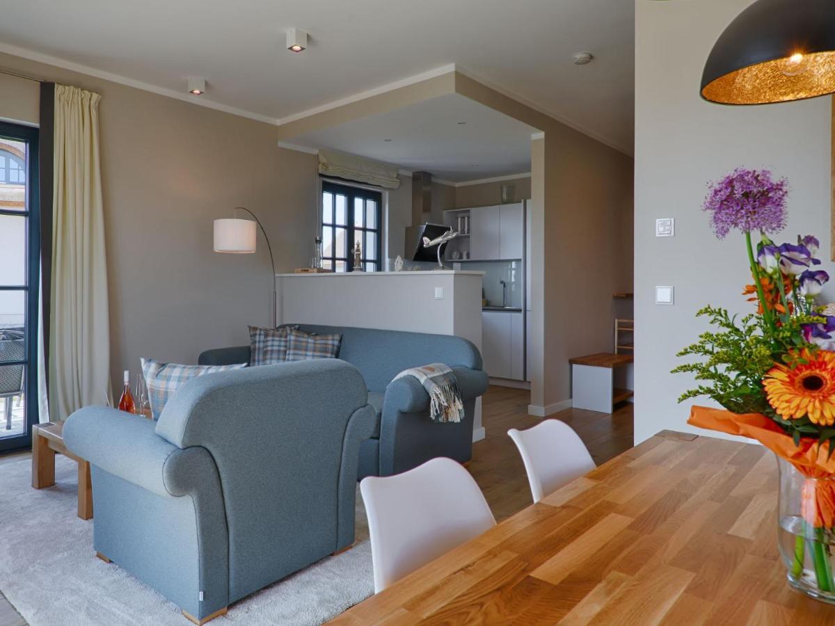 Reetland Am Meer - Premium Reetdachvilla Mit 3 Schlafzimmern, Sauna Und Kamin F23 Dranske Exterior photo